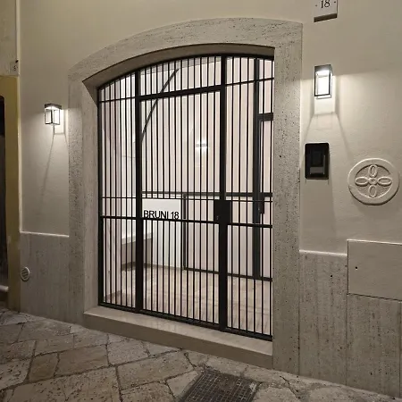 Гостевой дом Bruni 18